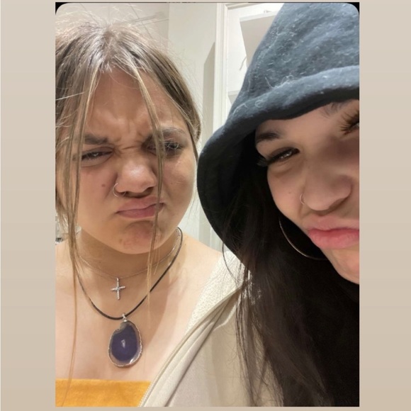 Meet your Posher, Daisy - Picture 1 of 1